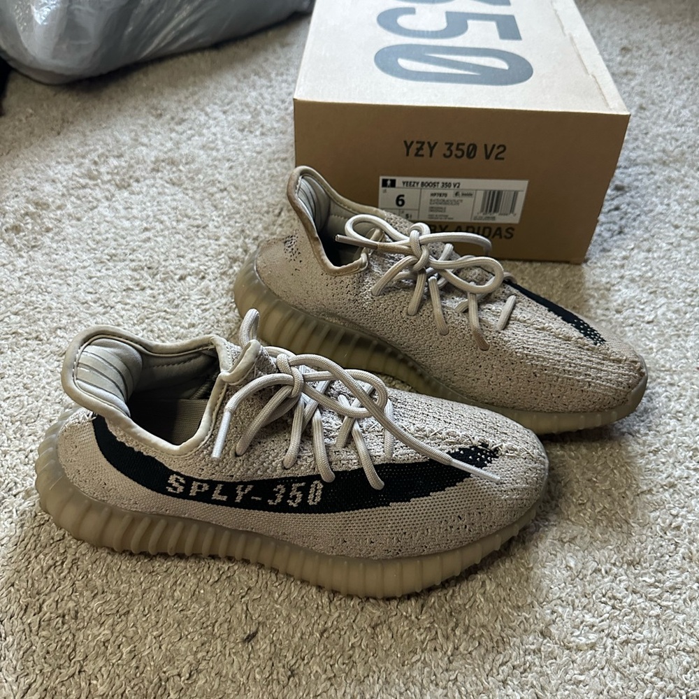 Yeezy boost 350 V2 slate